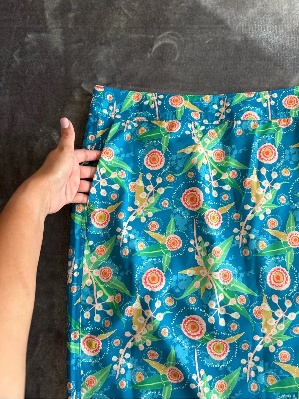 RIPSKIRT Womens Small HAWAII True Wrap Skirt Blue Orange Print Length 3 Resort